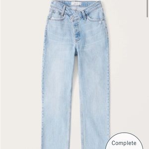 Abercrombie & Fitch The Dad High Rise Criss Cross Denim